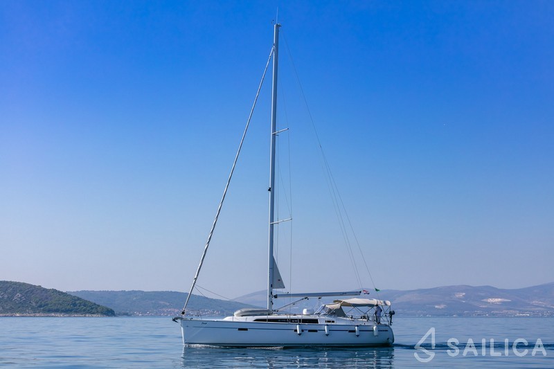 Bavaria 46 Cruiser - Yacht Charter Sailica