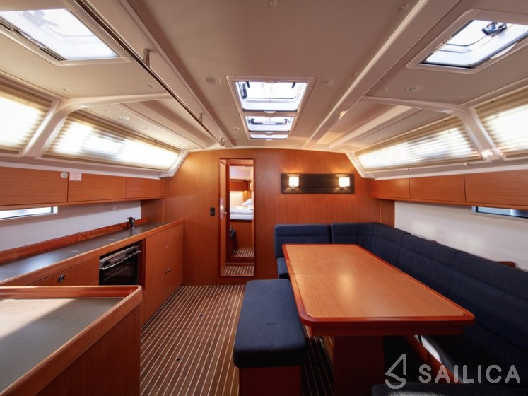 Bavaria 46 Cruiser - Yacht Charter Sailica