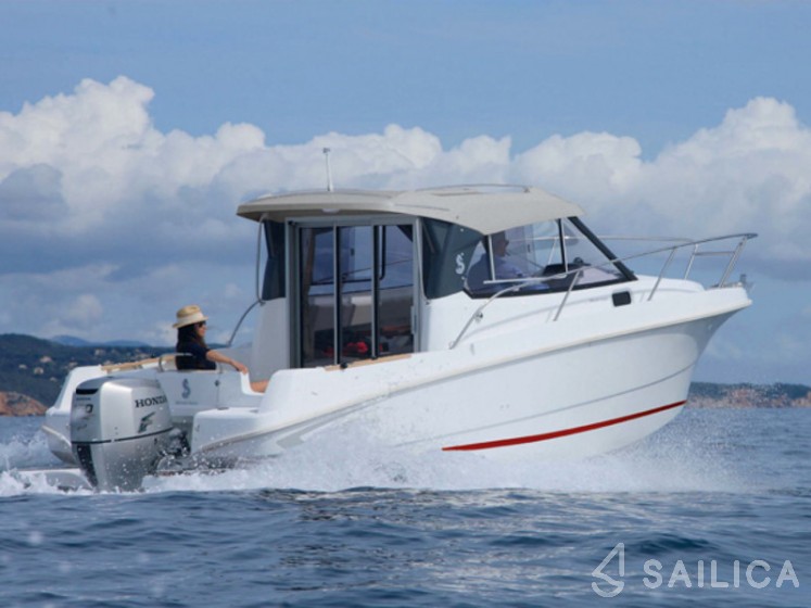 Antares 7.80 - Yacht Charter Sailica