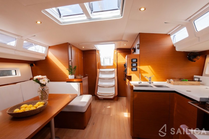Sun Odyssey 490 - Yacht Charter Sailica