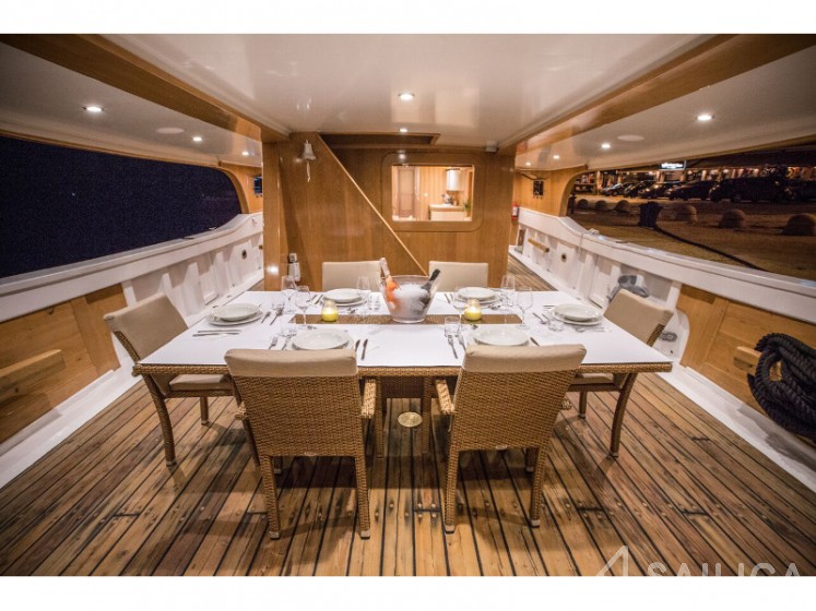 Sibari - Yacht Charter Sailica