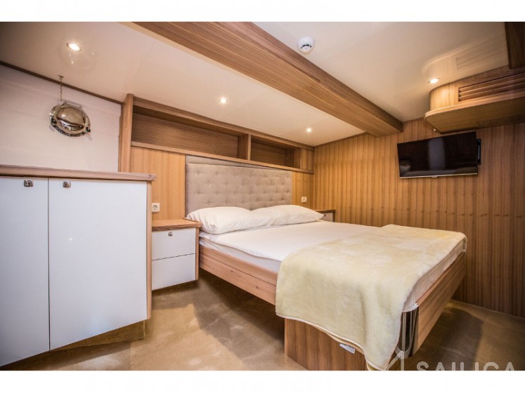 Sibari - Yacht Charter Sailica
