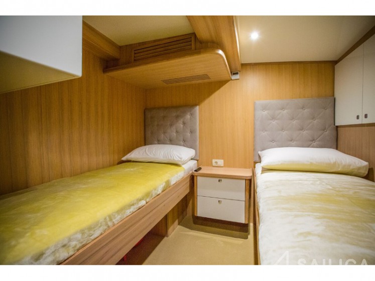 Sibari - Yacht Charter Sailica