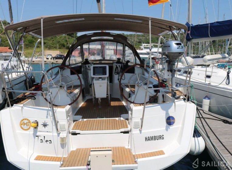 Sun Odyssey 379 - Yacht Charter Sailica