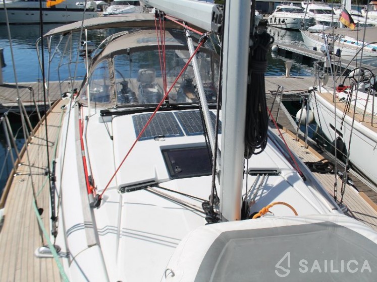Sun Odyssey 379 - Yacht Charter Sailica