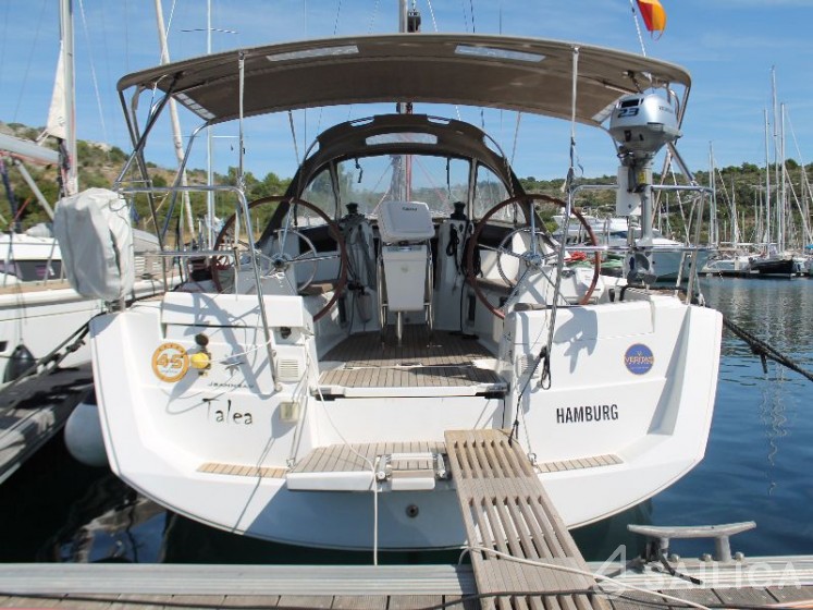 Sun Odyssey 379 - Yacht Charter Sailica
