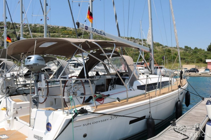 Sun Odyssey 379 - Yacht Charter Sailica