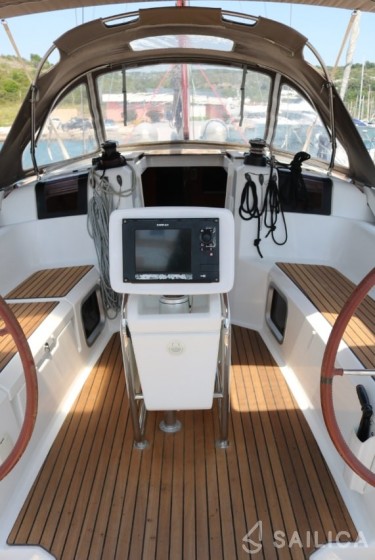 Sun Odyssey 379 - Yacht Charter Sailica
