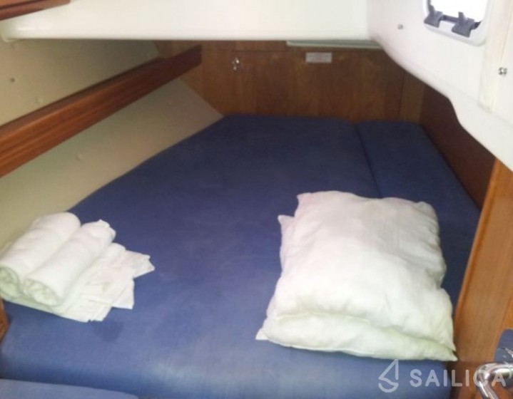 Bavaria Cruiser 36 - Yacht Charter Sailica