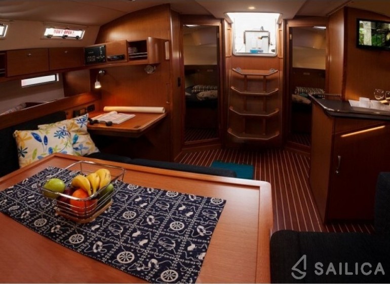 Bavaria 45 - Yacht Charter Sailica