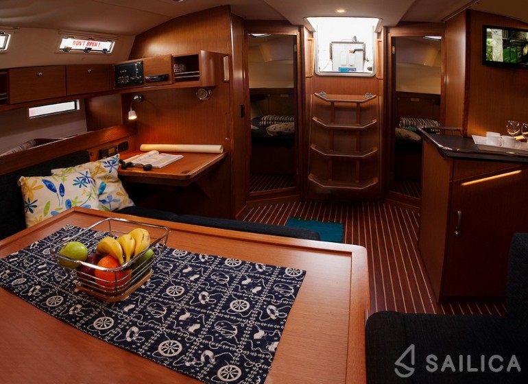 Bavaria 45 - Yacht Charter Sailica