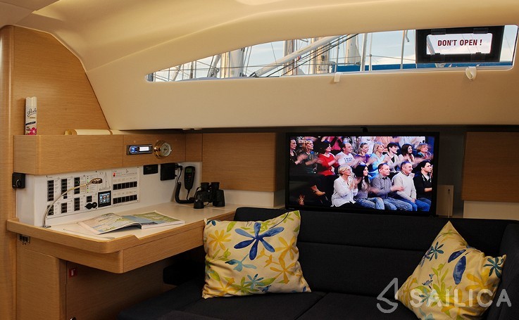 Elan 494 Impression - Yacht Charter Sailica