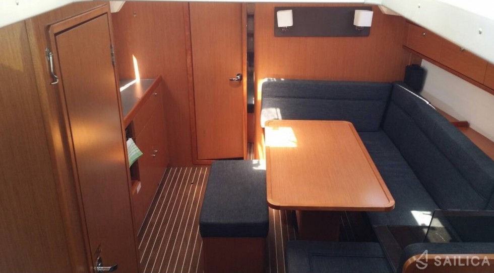 Bavaria Cruiser 41 - Yacht Charter Sailica