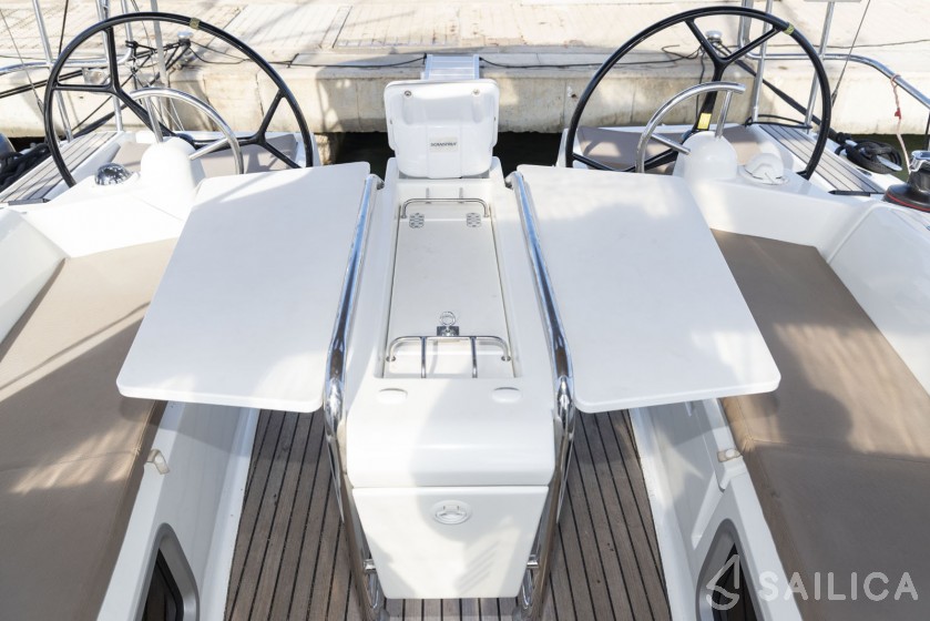Sun Odyssey 389 - Yacht Charter Sailica