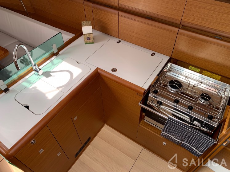 Sun Odyssey 389 - Yacht Charter Sailica