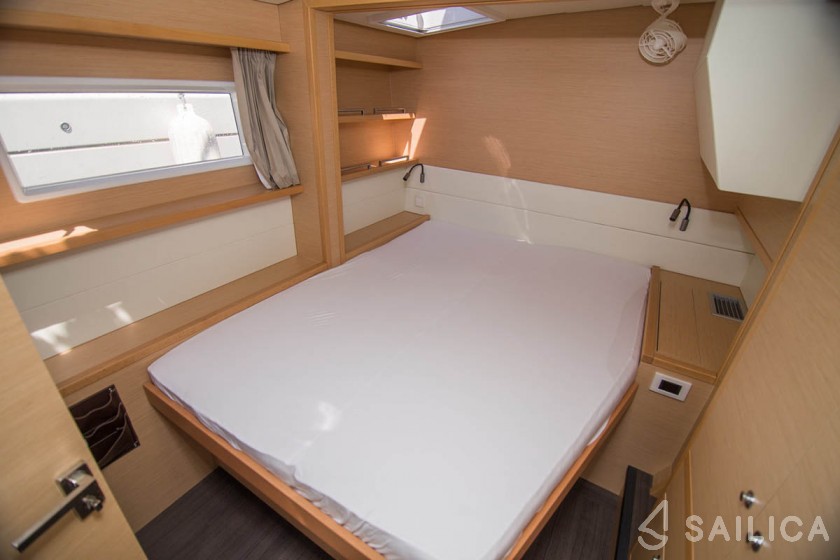 Lagoon 52F - Yacht Charter Sailica