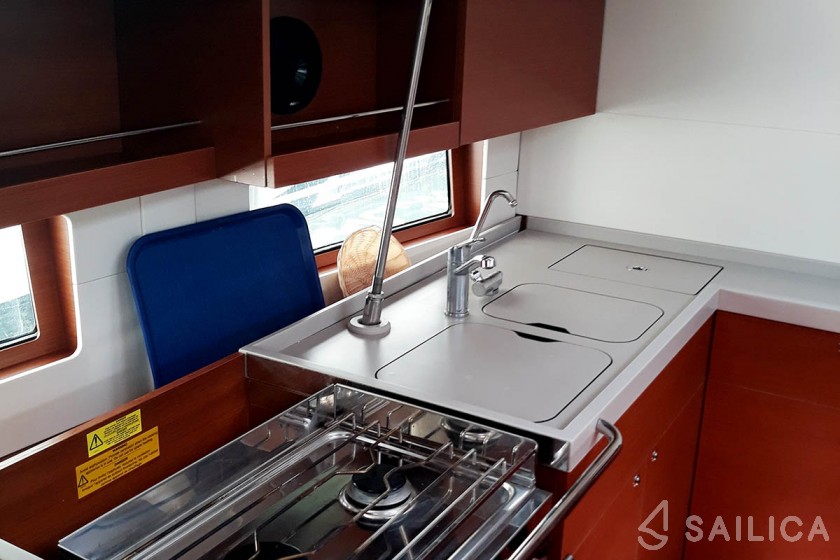 Oceanis 46.1 - Yacht Charter Sailica