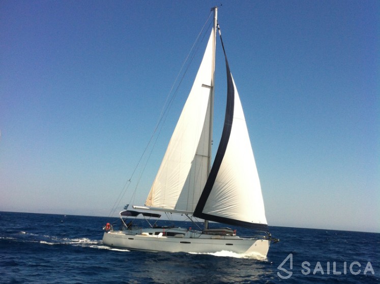 Oceanis 46 - Yacht Charter Sailica