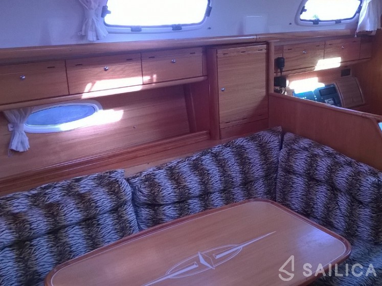 Bavaria 39 Cruiser - Yacht Charter Sailica