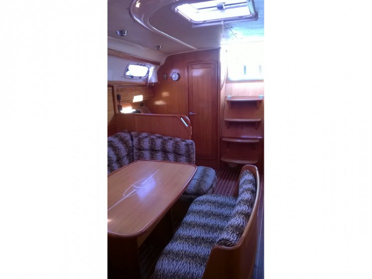 Bavaria 39 Cruiser - Yacht Charter Sailica