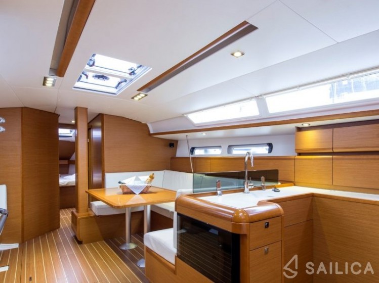 Sun Odyssey 439 - Yacht Charter Sailica