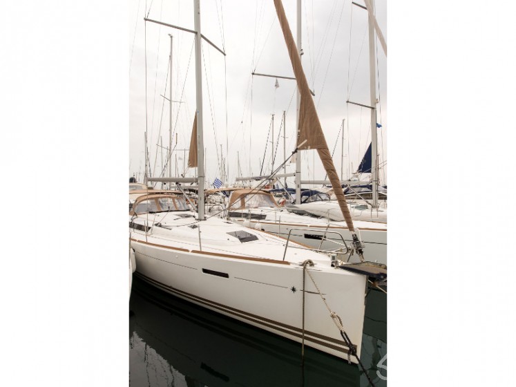 Sun Odyssey 439 - Yacht Charter Sailica