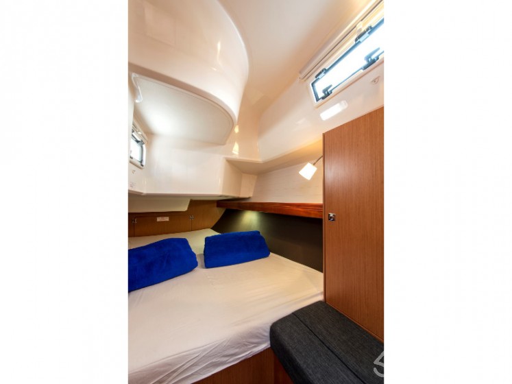 Bavaria Cruiser 37 - Yacht Charter Sailica
