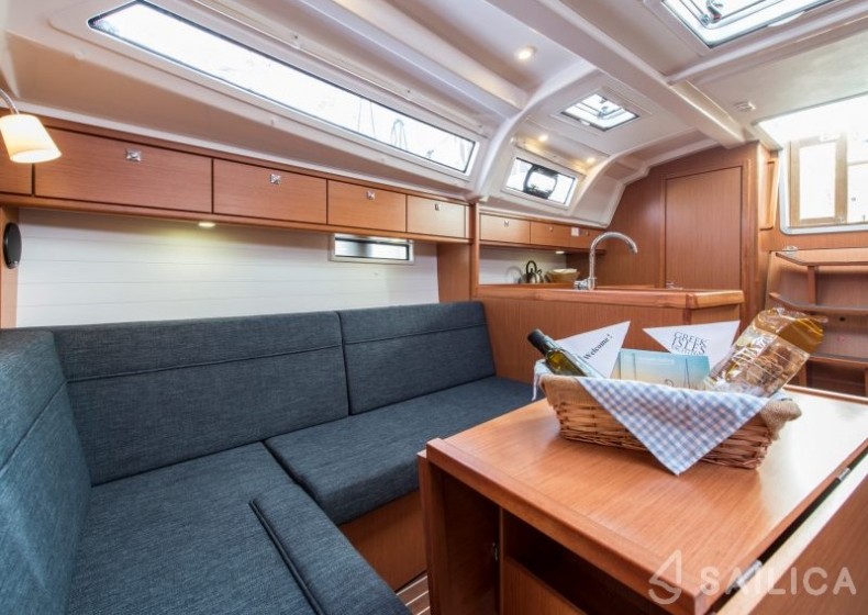 Bavaria Cruiser 37 - Yacht Charter Sailica