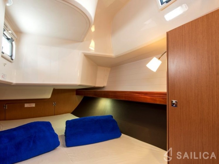 Bavaria Cruiser 37 - Yacht Charter Sailica