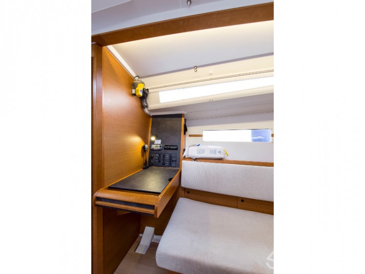 Sun Odyssey 349 - Yacht Charter Sailica