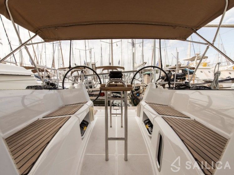 Sun Odyssey 349 - Yacht Charter Sailica