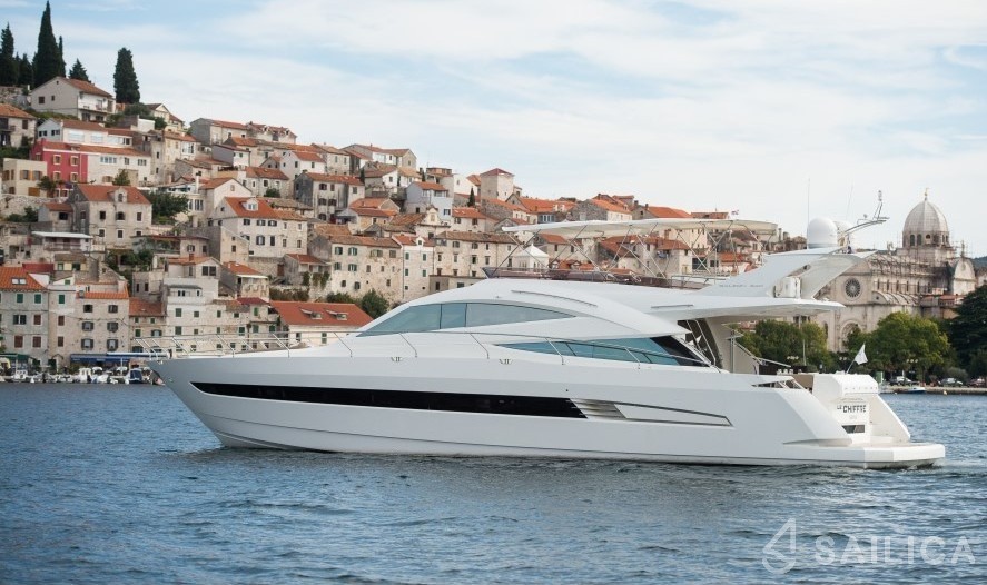 Galeon 640 Fly - Yacht Charter Sailica