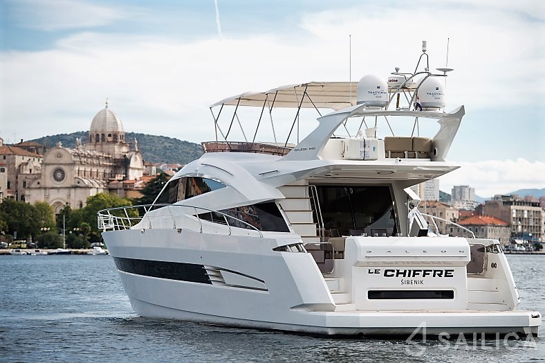 Galeon 640 Fly - Yacht Charter Sailica