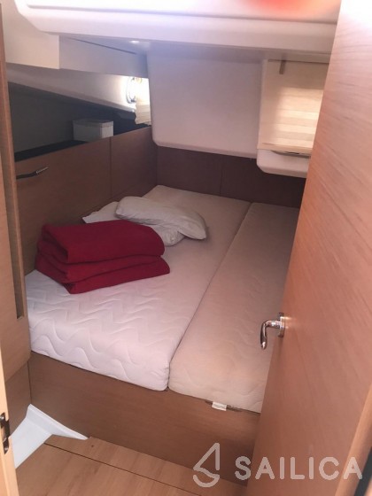 Sun Odyssey 440 - Yacht Charter Sailica