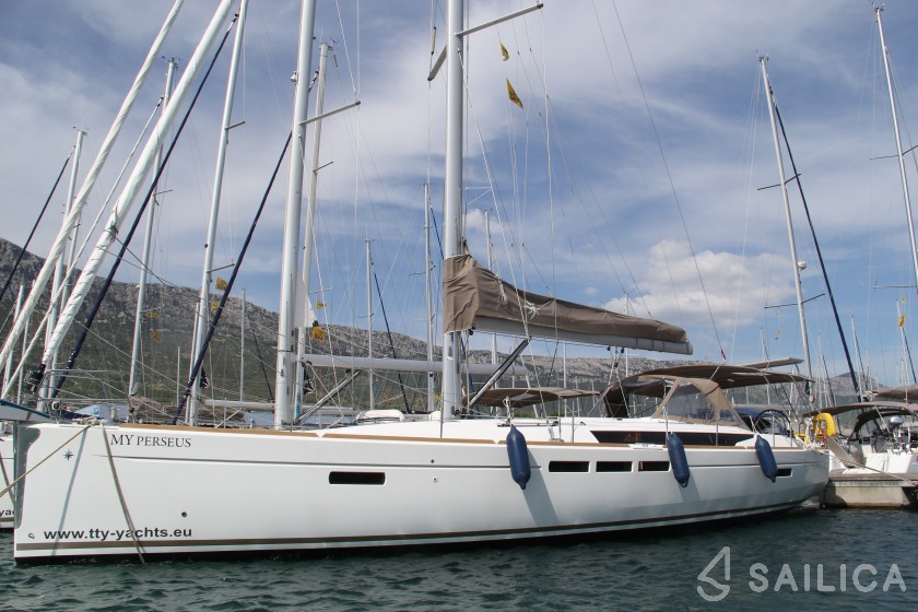 Sun Odyssey 519 - Yacht Charter Sailica