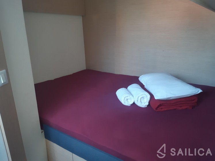 Saona 47 - Yacht Charter Sailica