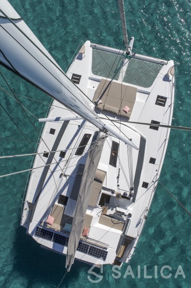 Saona 47 - Yacht Charter Sailica