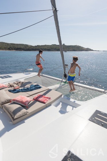 Saona 47 - Yacht Charter Sailica