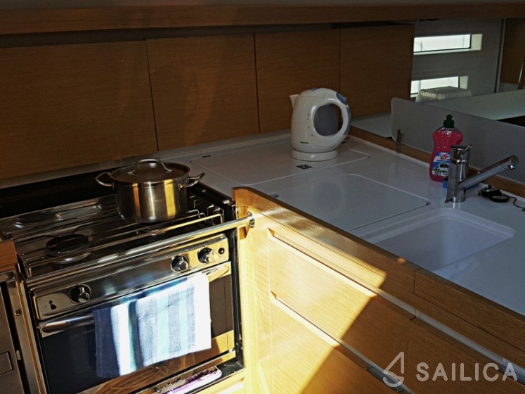 Elan 45 Impression - Yacht Charter Sailica