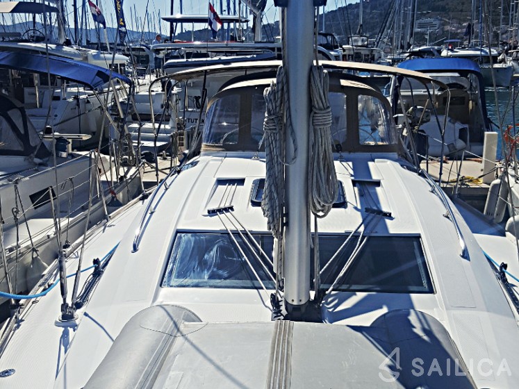 Elan 45 Impression - Yacht Charter Sailica