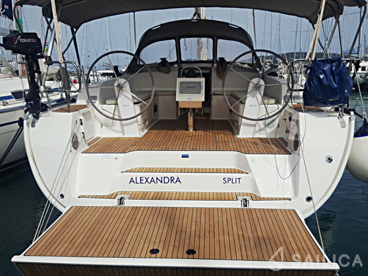 Bavaria 46 Cruiser - Yacht Charter Sailica