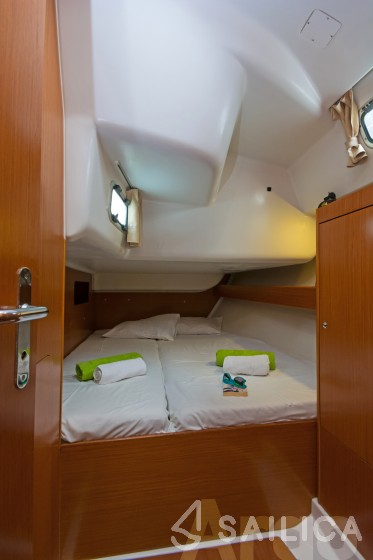 Cyclades 43.4 - Yacht Charter Sailica