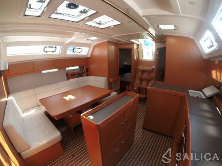 Bavaria 46 Cruiser - Yacht Charter Sailica