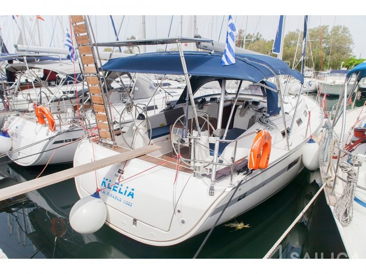 Bavaria 40 Cruiser - Yacht Charter Sailica