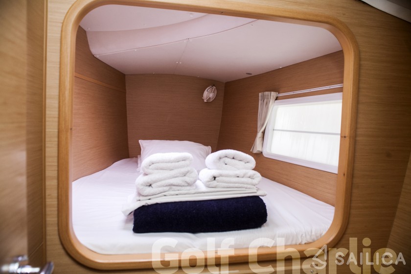 Lagoon 380 - Yacht Charter Sailica