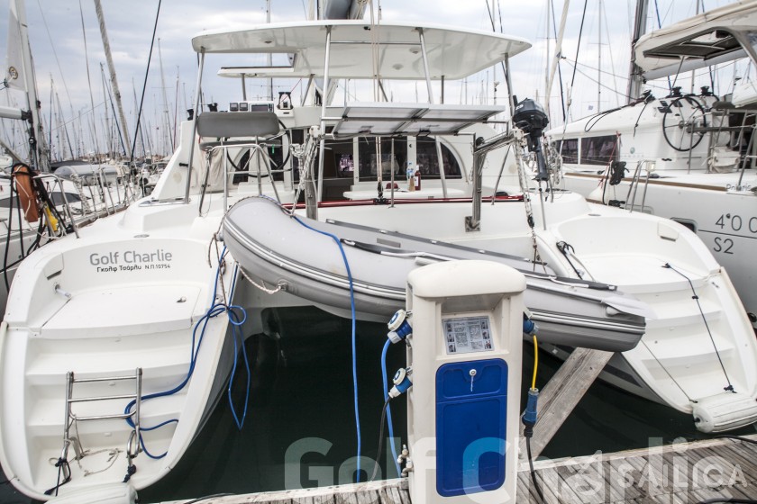 Lagoon 380 - Yacht Charter Sailica