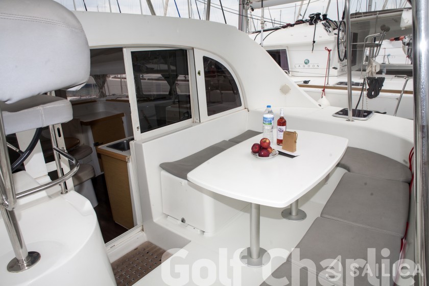 Lagoon 380 - Yacht Charter Sailica