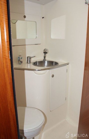 Sun Odyssey 52.2 - Yacht Charter Sailica
