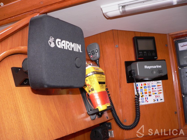 Sun Odyssey 52.2 - Yacht Charter Sailica