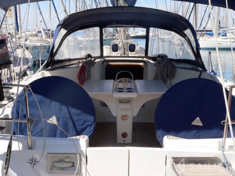 Sun Odyssey 52.2 - Yacht Charter Sailica